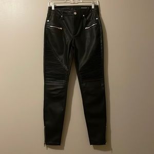 [BLANKNYC] Vegan Leather Skinny Pant